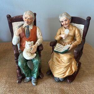 Collectible elderly couple figurines in rockers /home interior 70’s